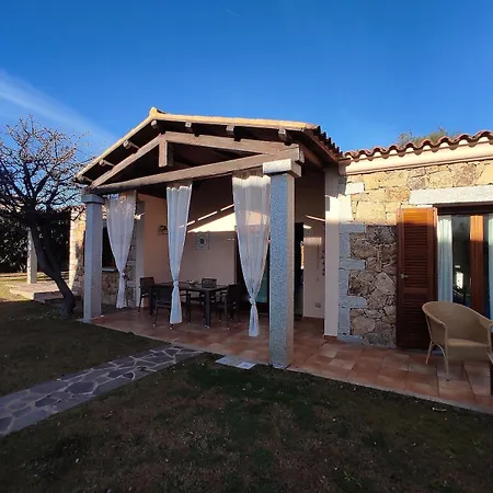 Bellissima Piscina 8 Pax 1500 Mt Dal Mare Fmp-cat01-pi * Monte Petrosu