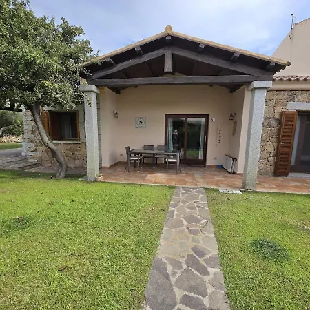 Bellissima Piscina 8 Pax 1500 Mt Dal Mare Fmp-cat01-pi Monte Petrosu