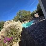 Bellissima Piscina 8 Pax 1500 Mt Dal Mare Fmp-cat01-pi Monte Petrosu